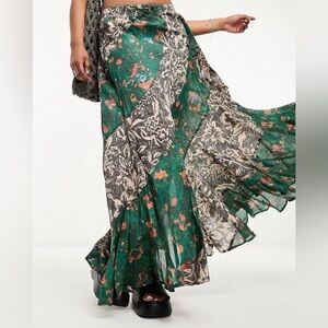 Free People paisley print maxi boho skirt Size XS